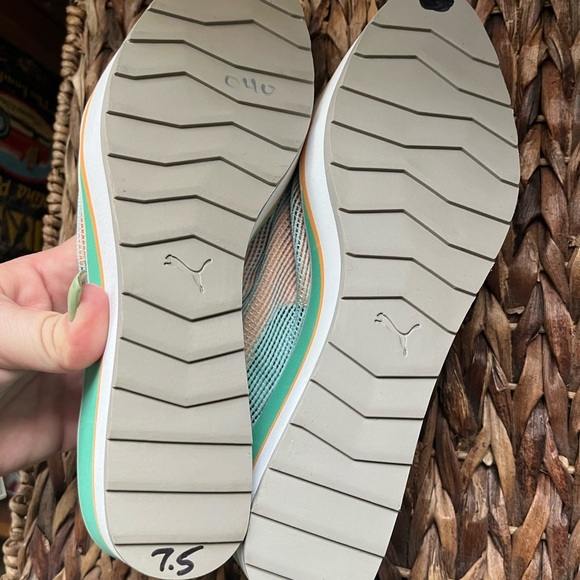 PUMA MADIERA ORANGE-MINT WEDGE  WOMANS SIZE 7.5 Funky Mesh Fashion - Picture 5 of 5